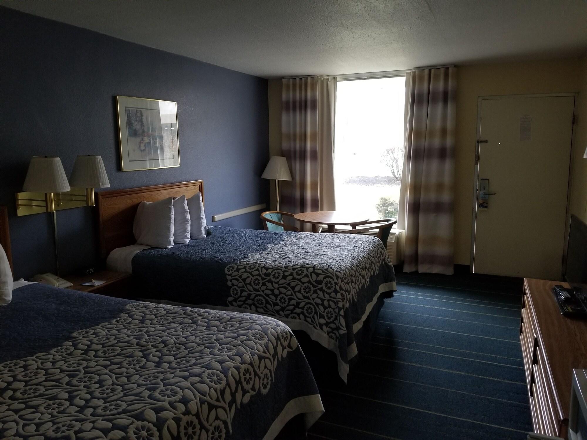 Days Inn By Wyndham South Hill Extérieur photo